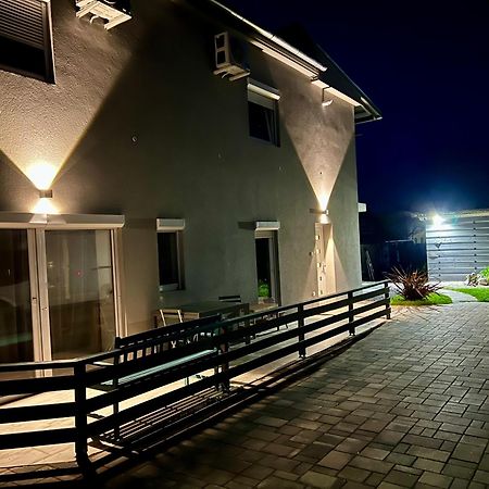 Szarkafeszek Hotel Keszthely Eksteriør billede